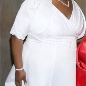Plus size wedding dress